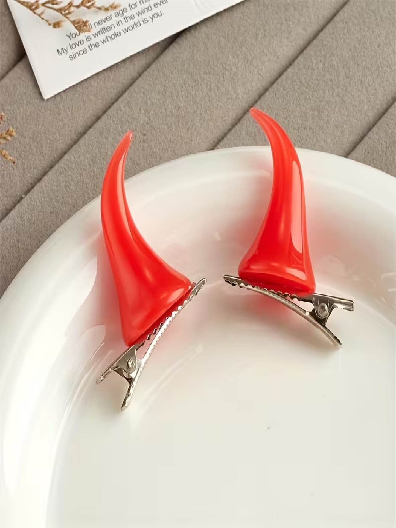 2点セット、赤い角のヘアクリップ ハロウィン デビルホーン、 - Resin Craft Ideas のレビューと価格